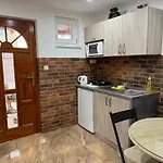 Apartment Vevericka *
